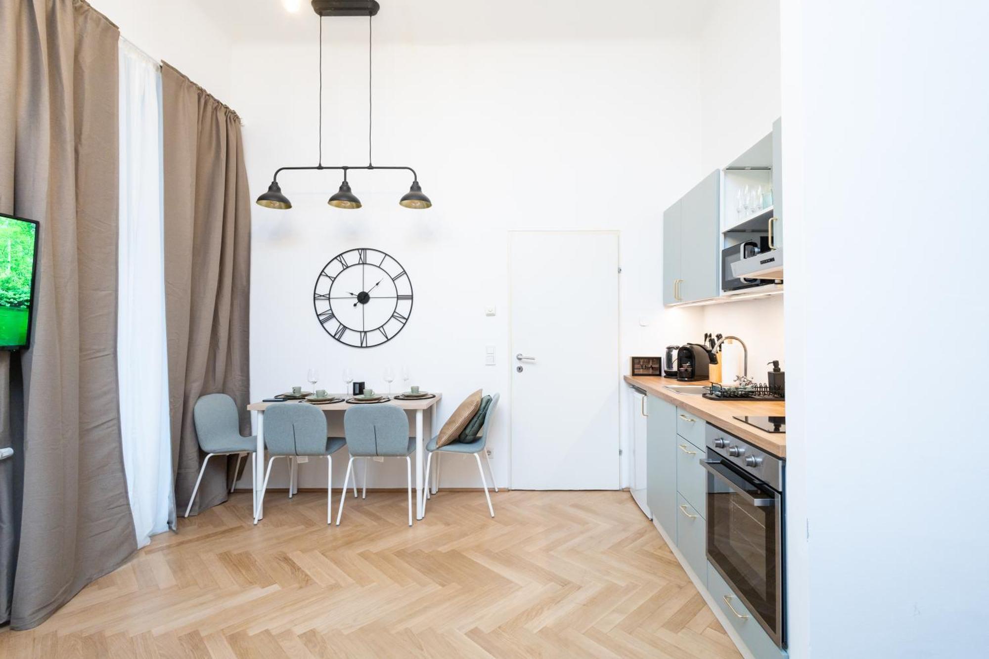 شقة Charming Retreat Walking Distance From Town Centre فيينا المظهر الخارجي الصورة
